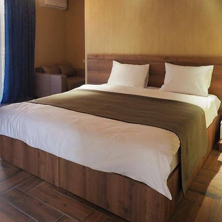 Hotel Hills In Old Tbilisi ภายนอก รูปภาพ